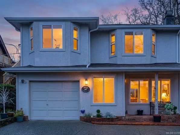 1041 Belmont Ave, Victoria, BC V8S 3T4