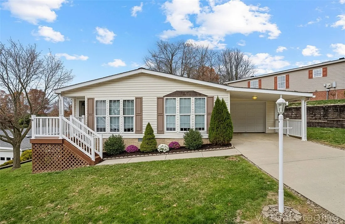 200 Rock Lake Dr photo 1