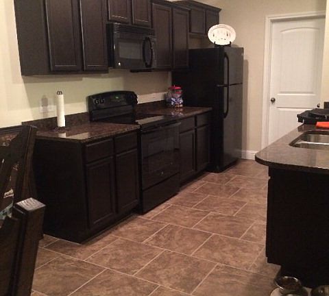 2nd image of 9901 Rainbow Dr