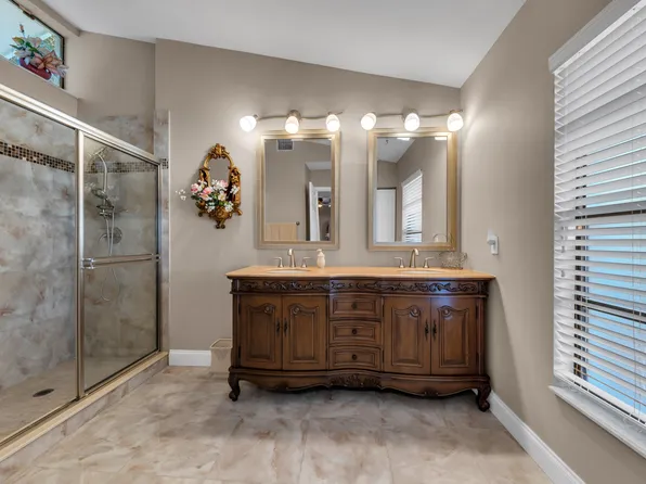 2070 NW 16th Street, Delray Beach, FL 33445