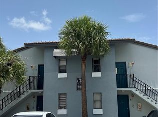 7180 NW 179th St APT 109, Hialeah, FL 33015