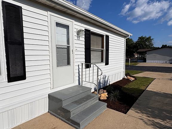 2nd image of 113 Morgan Ln