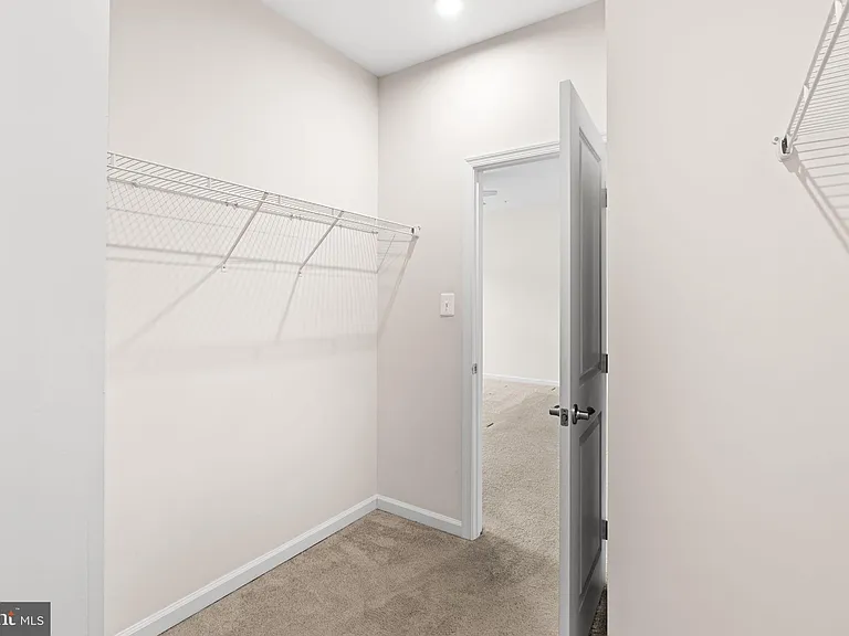 10969 Bartholomew Aly — Photo 11