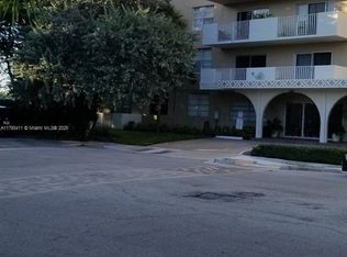 1455 N Treasure Dr APT 1K, North Bay Village, FL 33141