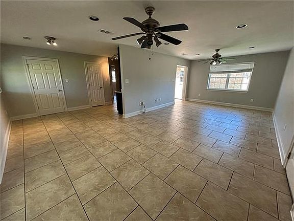 5th image of 3108 Tournefort St
