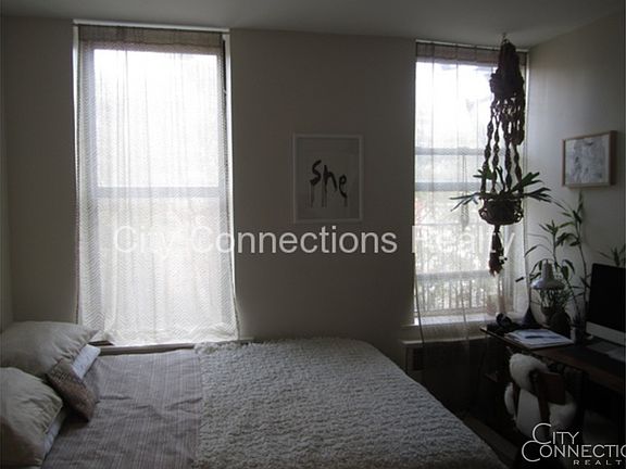3rd image of 255 6th Ave APT 6B