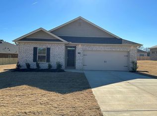 502 Raccoon Way, Hartselle, AL 35640