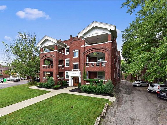 3rd image of 12037 Lake Ave #201