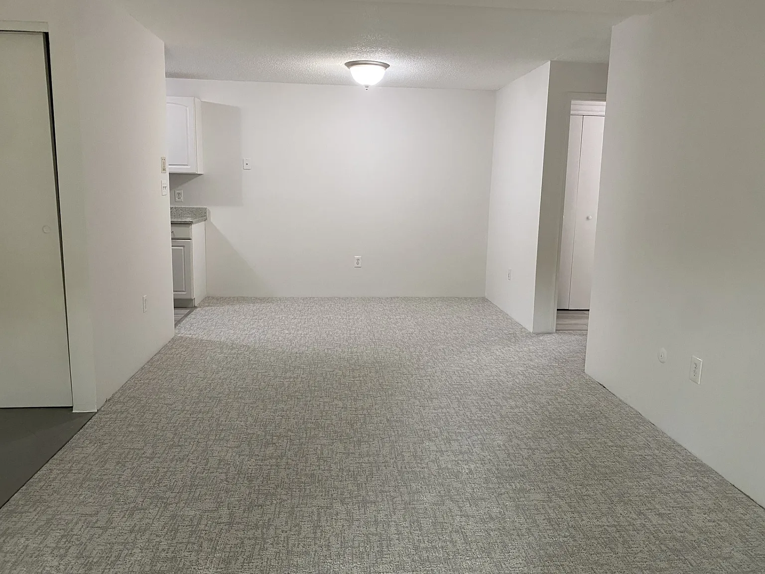 1 bed, 778 sqft, $2,100 — Photo 4
