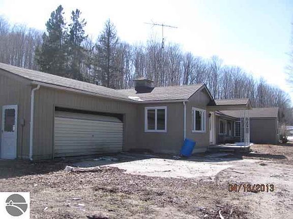 2nd image of 10183 N Honor Hwy