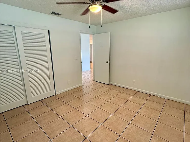 12096 Dolphin Dr — Photo 11