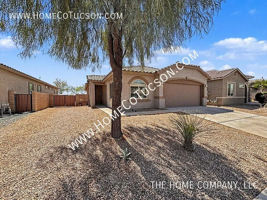 Building Photo - 6411 W Willow Falls Way