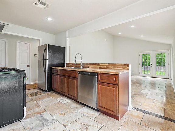 5th image of 4741 Lafon Dr