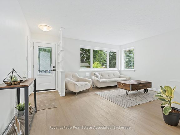 4th image of 90 Longfield Rd