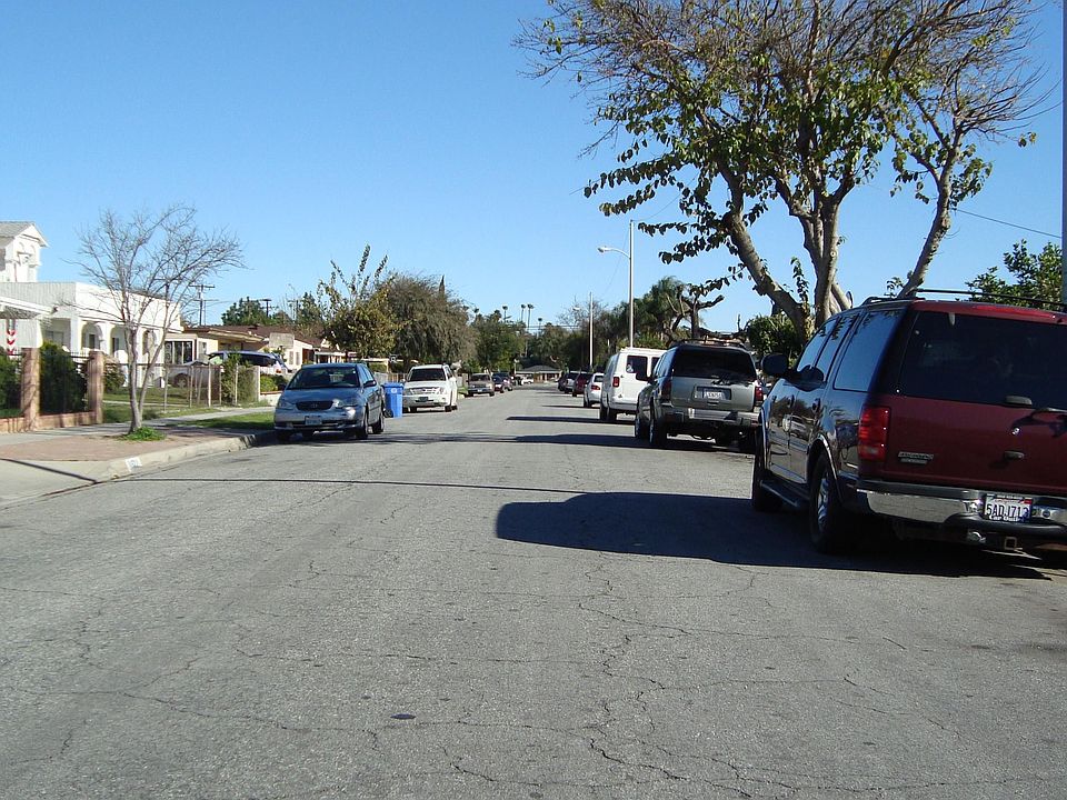 2nd image of 11537 College Dr