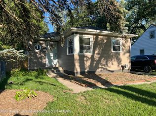 3607 Pleasant Grove Rd, Lansing, MI 48910