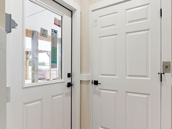 5th image of 207 Shell Road #3a