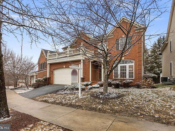 3rd image of 13312 Catawba Manor Way