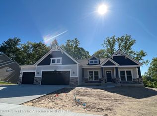 6032 Southridge Rd, East Lansing, MI 48823