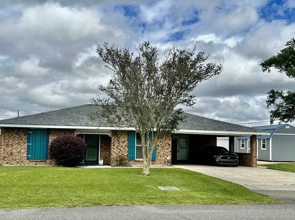 118 Laris Dr, Raceland, LA 70394