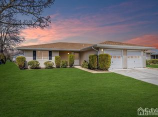 819A Rigens Pl, Monroe Township, NJ 08831