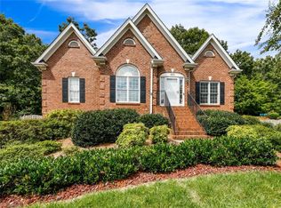 880 Ridge Gate Dr, Lewisville, NC 27023