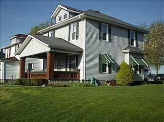 1st image of 332 Clay St