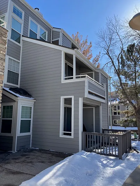 2 bed, 954 sqft, $2,400 — Photo 2