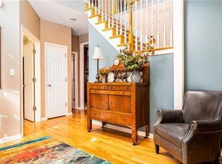 2420 NW Shady Bend Ln, Lees Summit, MO 64081