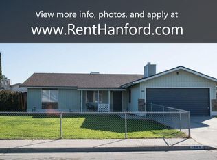 569 S 11 1/2 Ave, Hanford, CA 93230