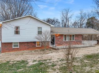 2232 Center Cir, Jefferson City, TN 37760
