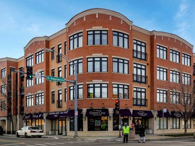 106 S Ridgeland Ave #2093, Oak Park, IL, 60302