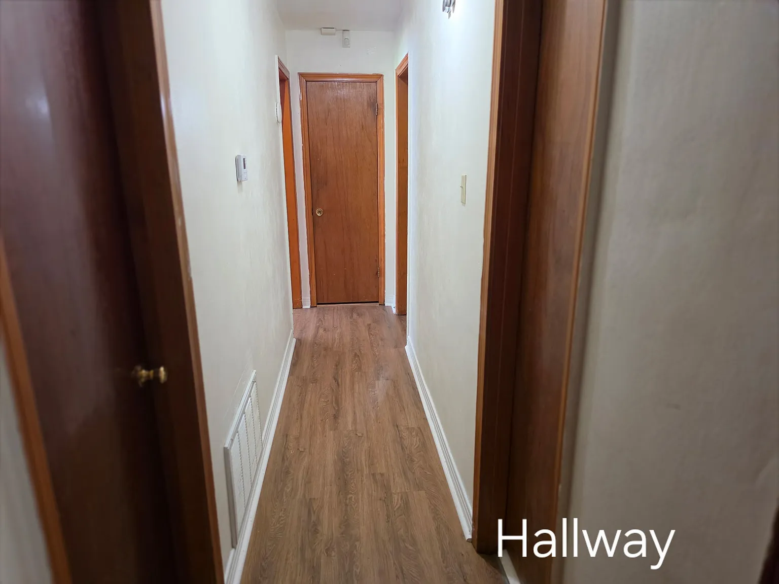 3 bed, 1100 sqft, $1,500 — Photo 3