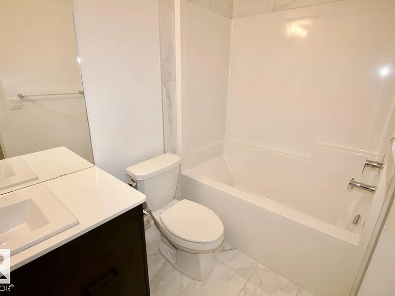 3864 Chrustawka Pl SW — Photo 6