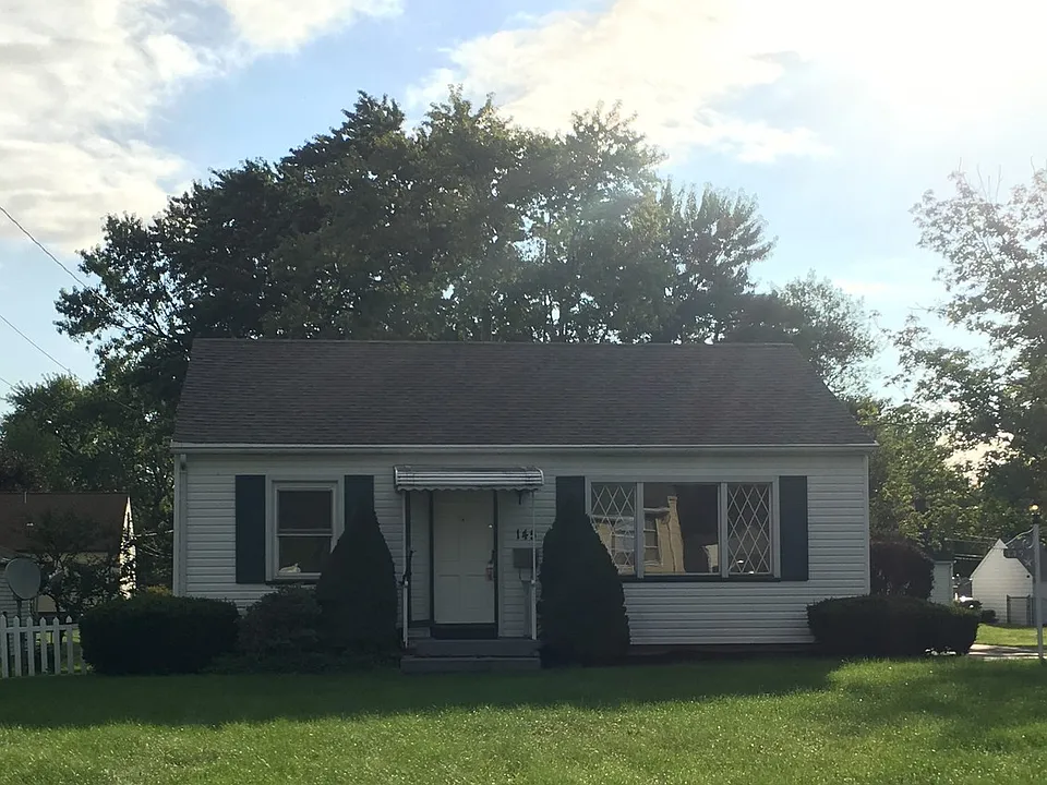 145 S Kimberly Ave