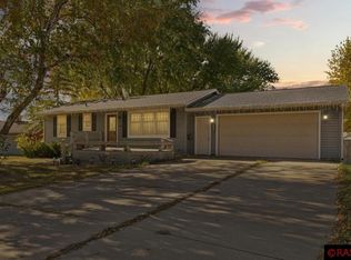 1304 7th St SE, Waseca, MN 56093