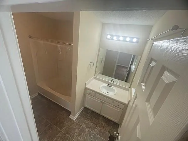 211 Odyssey Turn — Photo 24