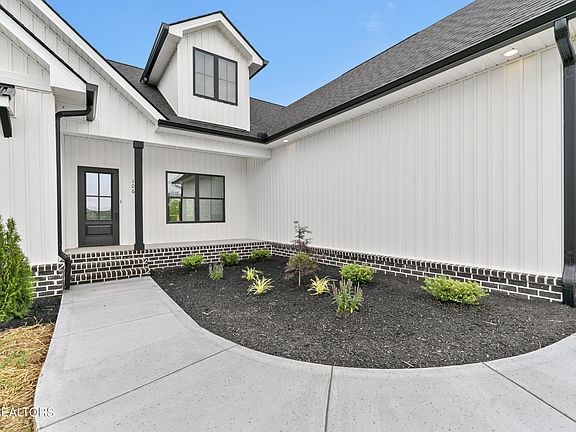 5th image of 106 Waterfront Knl