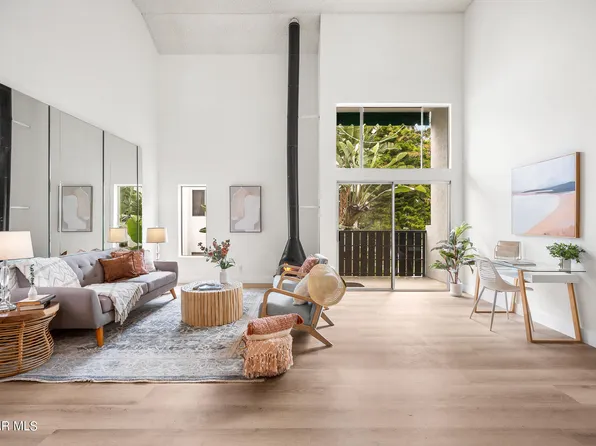18645 Hatteras St Unit 279, Tarzana, CA 91356