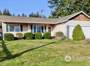 1584 Country Club Dr, Camano Island, WA 98282