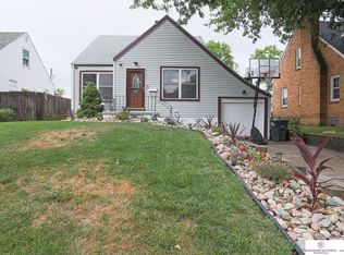 5136 Pinkney St, Omaha, NE 68104