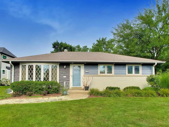 466 N Ridgeland Ave, Elmhurst, IL 60126