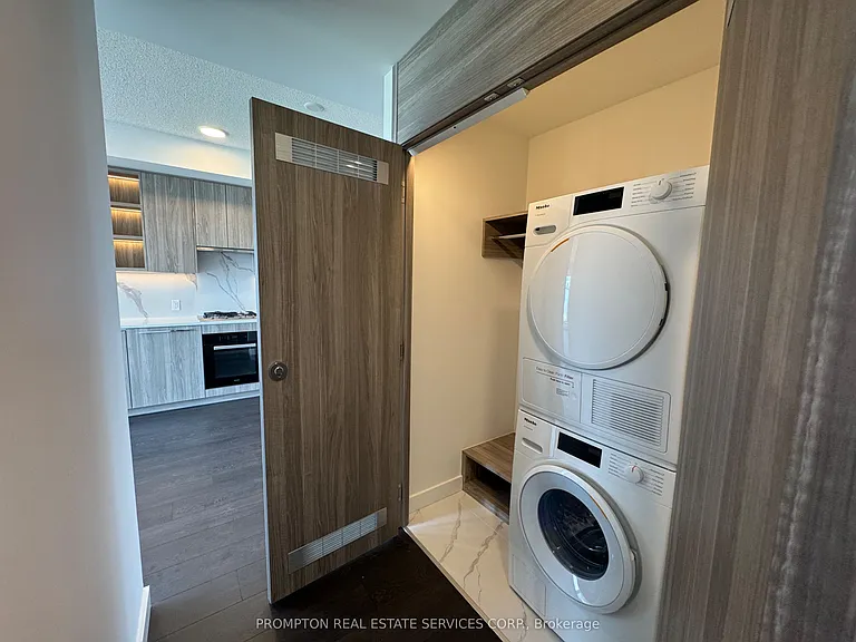 18 Esther Shiner Blvd #1115 — Photo 12