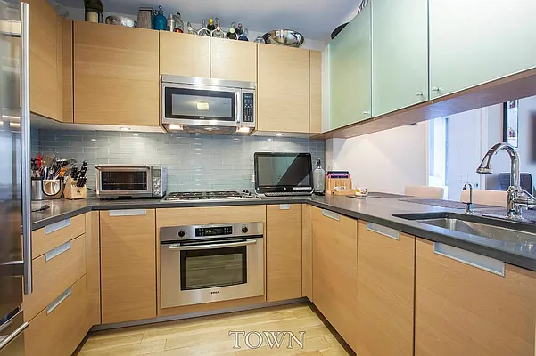 Sold by Town Residential | media 8