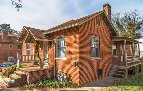 1905 Jefferson Park Ave Photo 1