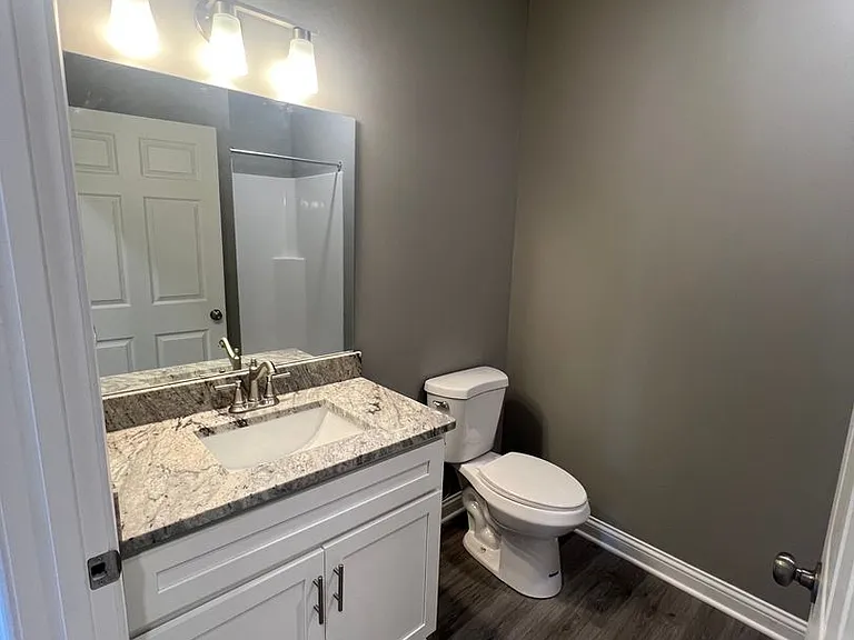 814 Brush Creek St — Photo 9
