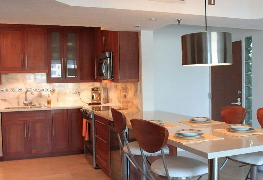 Marbella Condo — Photo 4