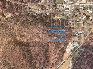 14470 N Camp Rd, Ipava, IL 61441