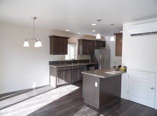 1131 NW 2nd Ct, Hillsboro, OR