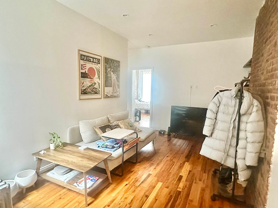 1st image of 235 E 4th St APT 5A